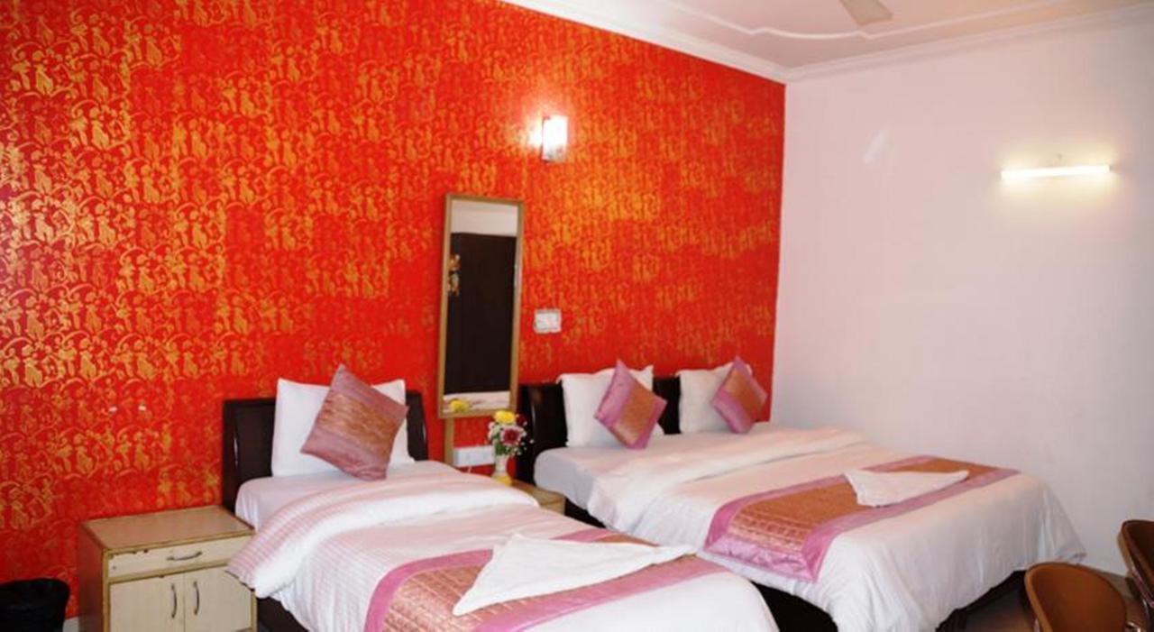 Hotel Aero Look Nueva Delhi Exterior foto